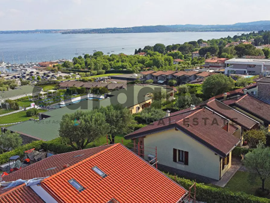 Immagine 31 di Villetta a schiera in vendita  in Via Del Pozzo a Moniga Del Garda