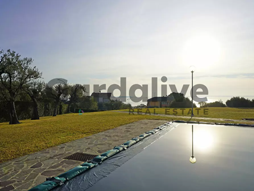 Immagine 37 di Villetta a schiera in vendita  in Via Del Pozzo a Moniga Del Garda