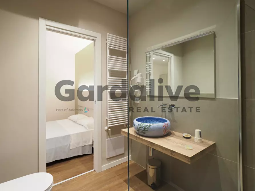 Immagine 7 di Appartamento in vendita  in Piazza San Martino a Moniga Del Garda