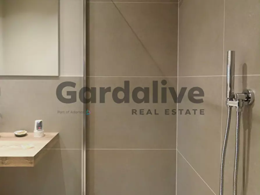 Immagine 8 di Appartamento in vendita  in Piazza San Martino a Moniga Del Garda