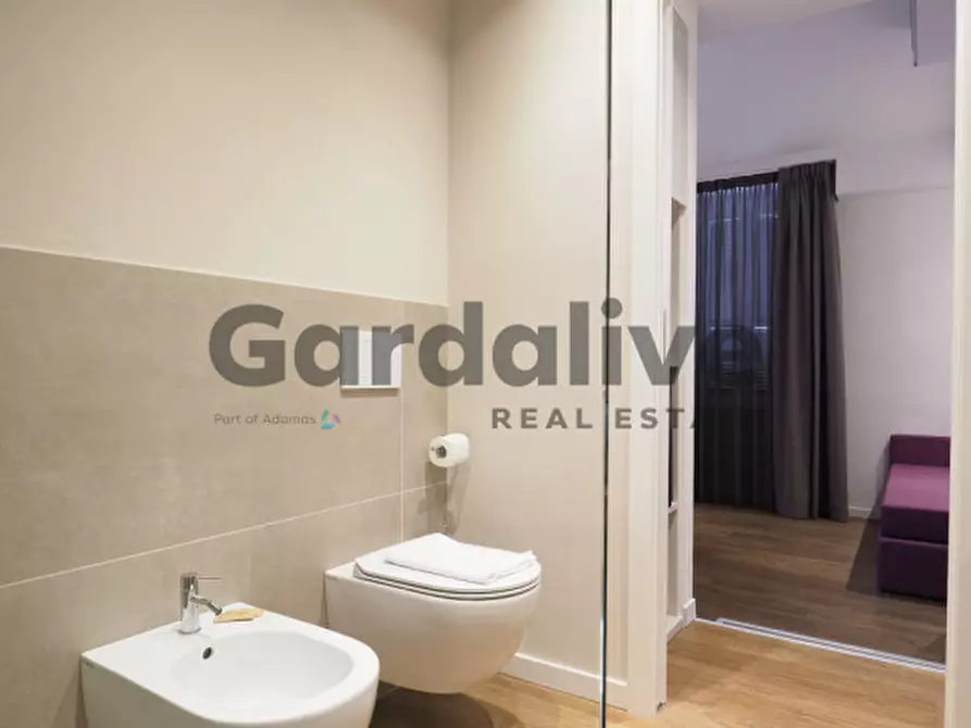 Immagine 16 di Appartamento in vendita  in Piazza San Martino a Moniga Del Garda