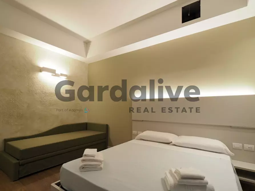 Immagine 27 di Appartamento in vendita  in Piazza San Martino a Moniga Del Garda