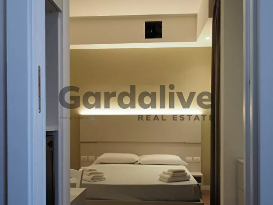 Immagine 33 di Appartamento in vendita  in Piazza San Martino a Moniga Del Garda