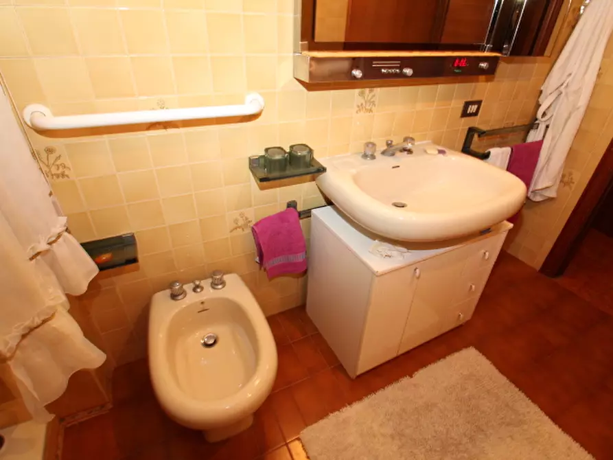 Immagine 7 di Villetta a schiera in vendita  a Senigallia