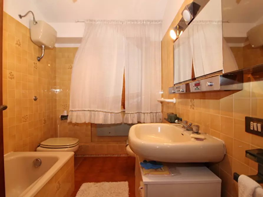 Immagine 10 di Villetta a schiera in vendita  a Senigallia