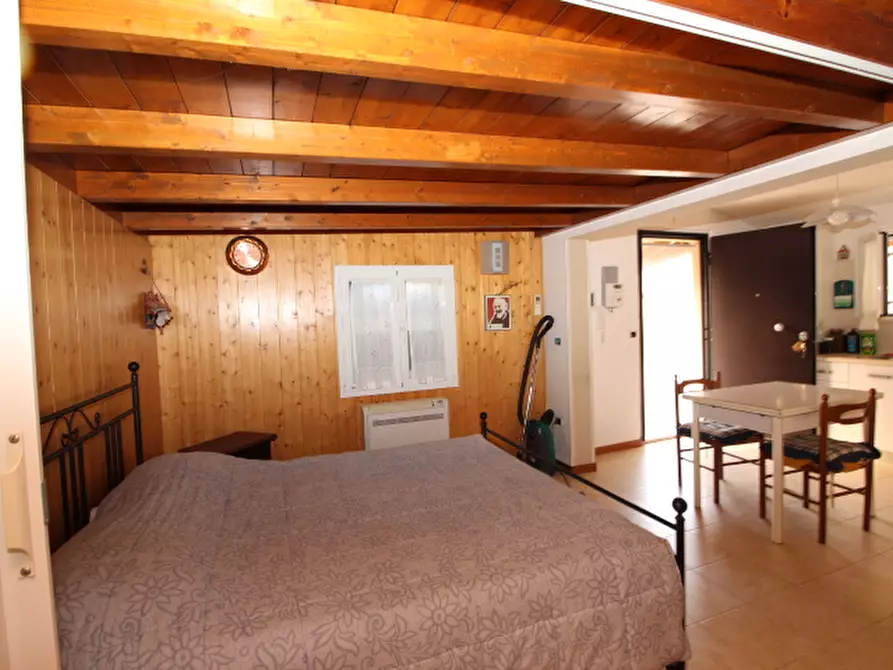 Immagine 27 di Villetta a schiera in vendita  a Senigallia