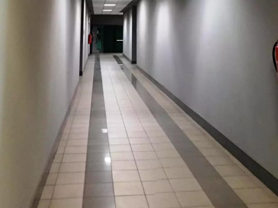 Immagine 10 di Ufficio in affitto  in VICENZA VIA VECCHIA FERRIERA a Vicenza