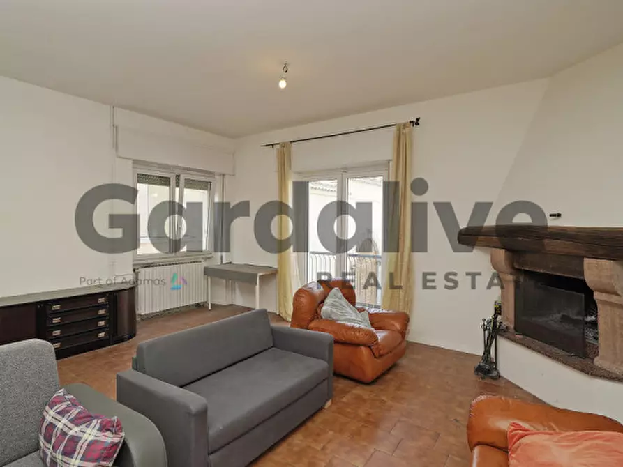 Immagine 4 di Appartamento in vendita  in Via Dante Alighieri a Moniga Del Garda