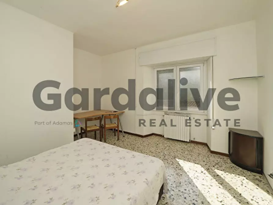 Immagine 12 di Appartamento in vendita  in Via Dante Alighieri a Moniga Del Garda