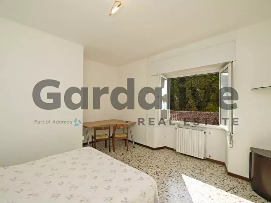 Immagine 14 di Appartamento in vendita  in Via Dante Alighieri a Moniga Del Garda