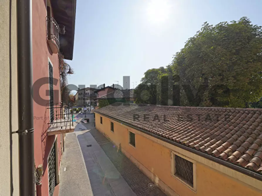 Immagine 19 di Appartamento in vendita  in Via Dante Alighieri a Moniga Del Garda