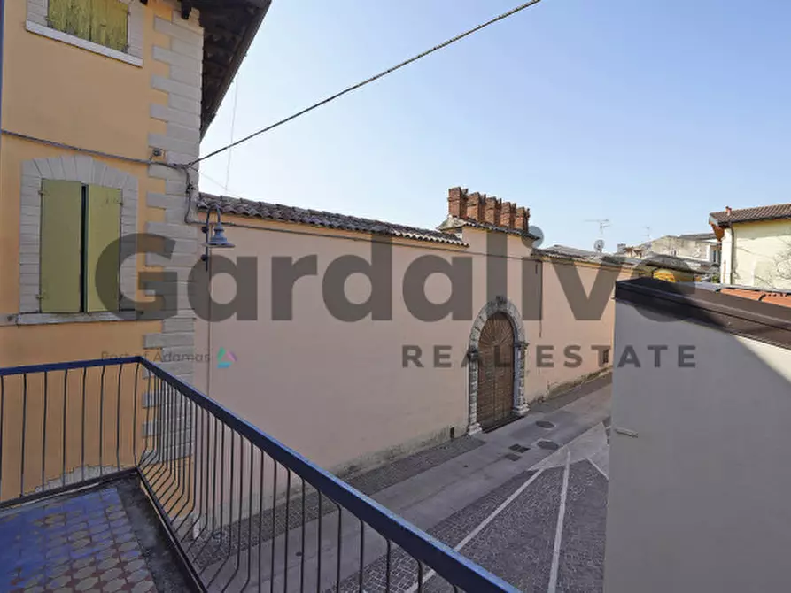 Immagine 20 di Appartamento in vendita  in Via Dante Alighieri a Moniga Del Garda