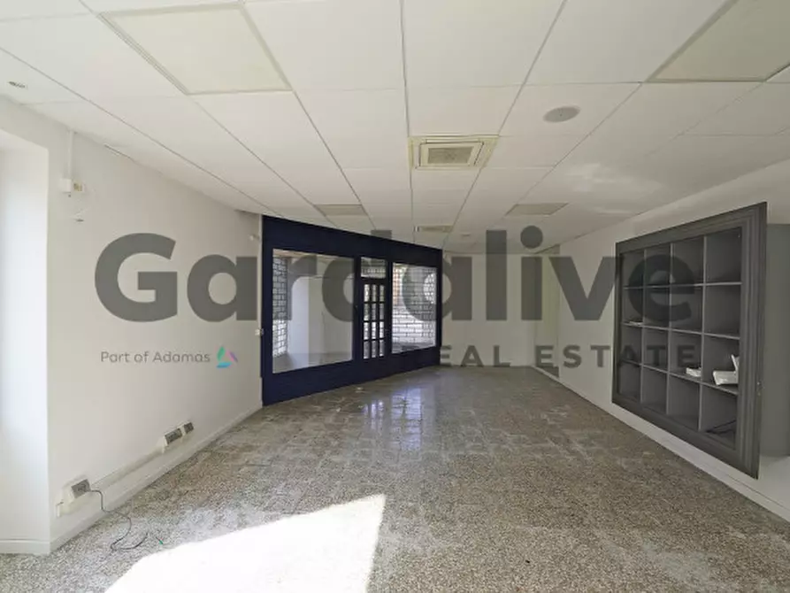 Immagine 22 di Appartamento in vendita  in Via Dante Alighieri a Moniga Del Garda