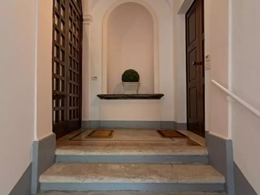 Immagine 1 di Palazzo in vendita  a Padova