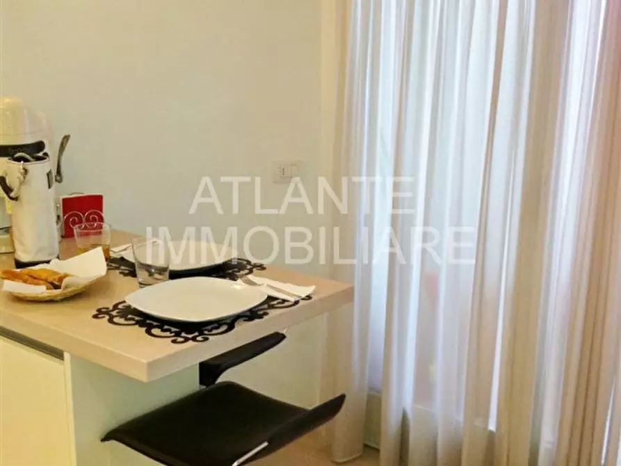 Immagine 8 di Attico in vendita  in viale dei Pini a Riccione