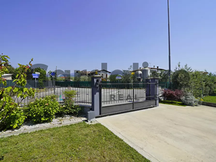 Immagine 4 di Casa bifamiliare in vendita  in Via benaco,54 a Puegnago Sul Garda