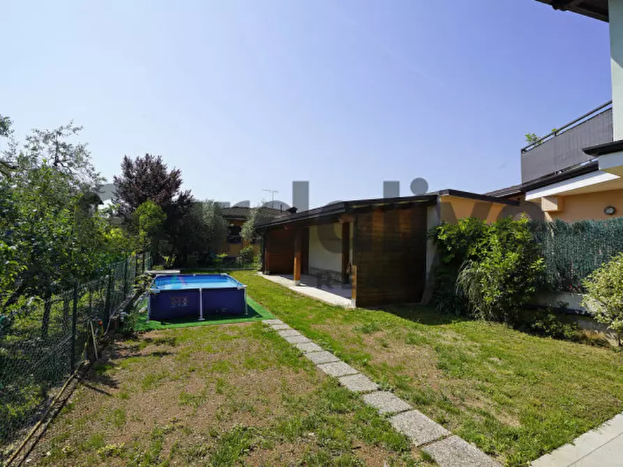 Immagine 6 di Casa bifamiliare in vendita  in Via benaco,54 a Puegnago Sul Garda