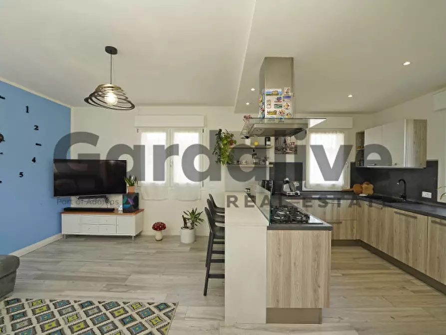 Immagine 20 di Casa bifamiliare in vendita  in Via benaco,54 a Puegnago Sul Garda