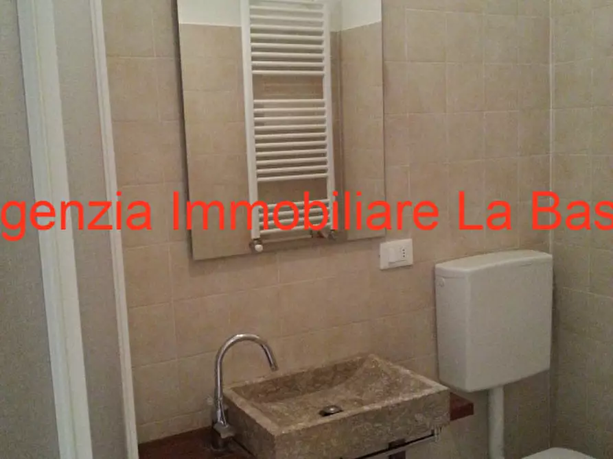 Immagine 3 di Appartamento in vendita  in via Pr. Umberto a Este