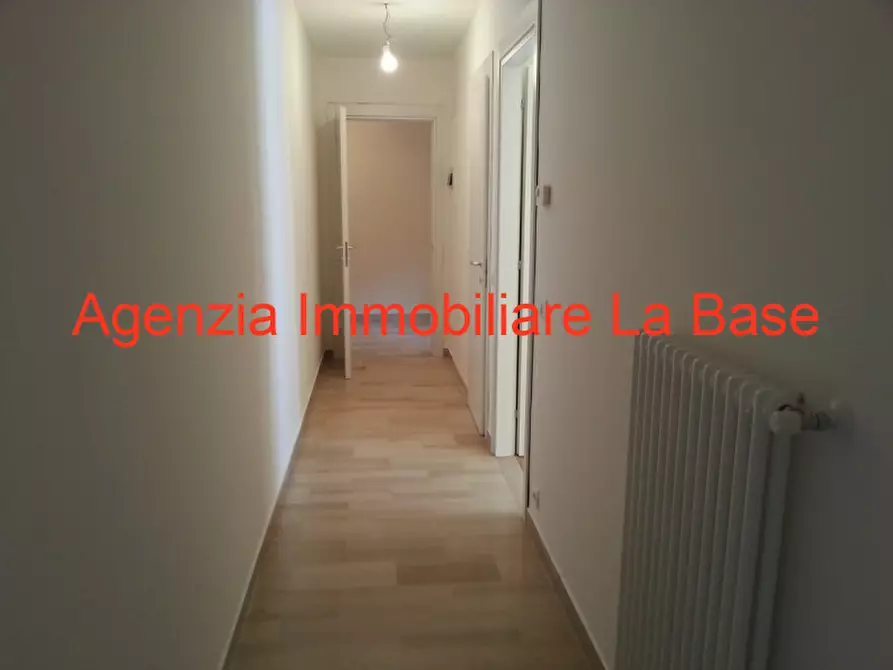 Immagine 7 di Appartamento in vendita  in via Pr. Umberto a Este