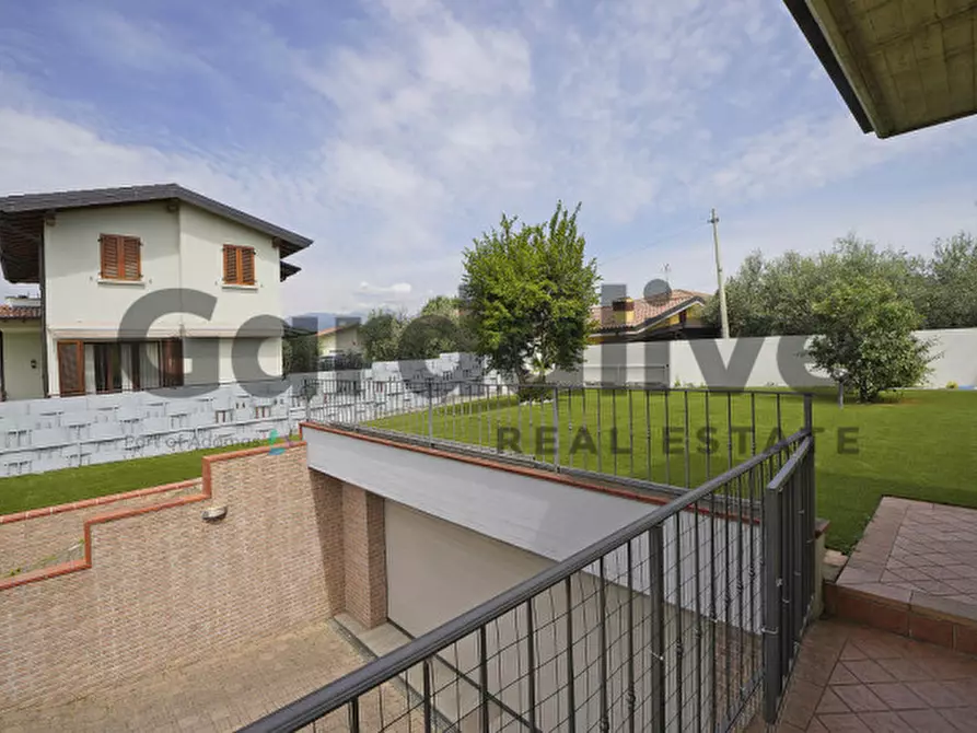 Immagine 10 di Casa indipendente in vendita  in Via del rio a Puegnago Sul Garda