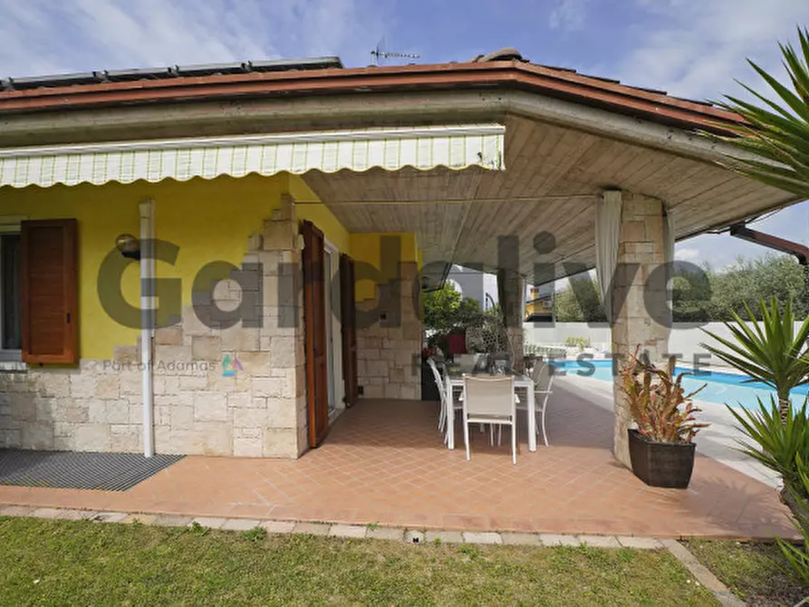 Immagine 12 di Casa indipendente in vendita  in Via del rio a Puegnago Sul Garda