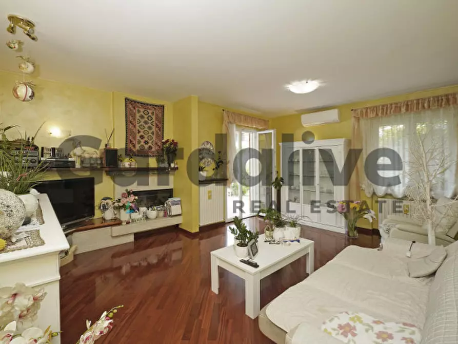 Immagine 15 di Casa indipendente in vendita  in Via del rio a Puegnago Sul Garda