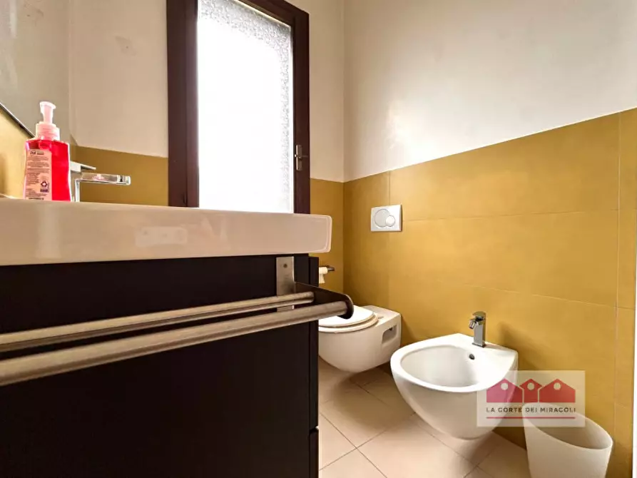 Immagine 17 di Casa bifamiliare in affitto  in Via delle Rose a Caldogno