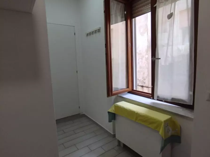 Immagine 12 di Appartamento in affitto  in Vico Trucco a Napoli