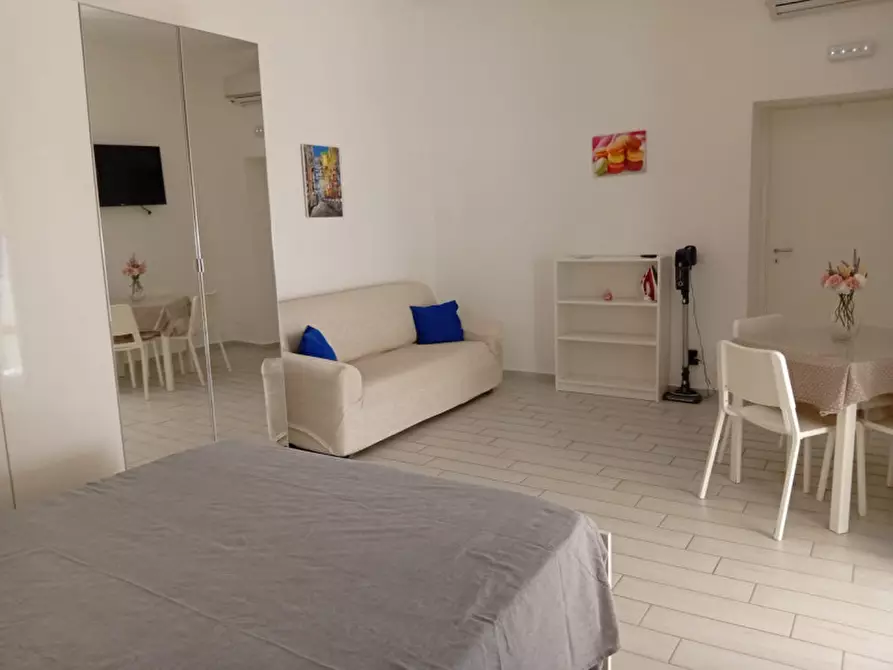 Immagine 32 di Appartamento in affitto  in Vico Trucco a Napoli