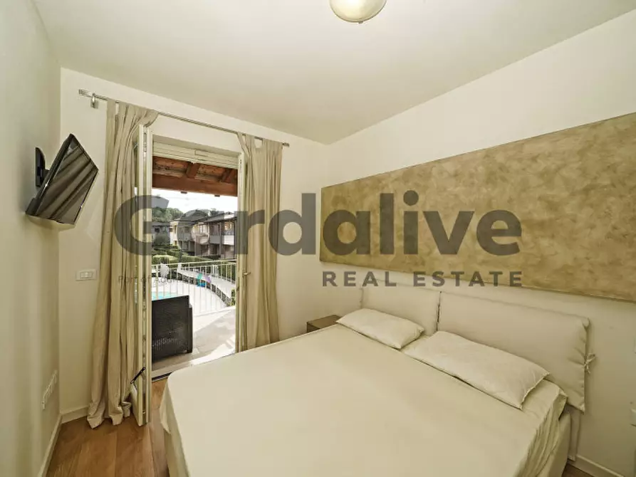 Immagine 26 di Villa in vendita  a Manerba Del Garda