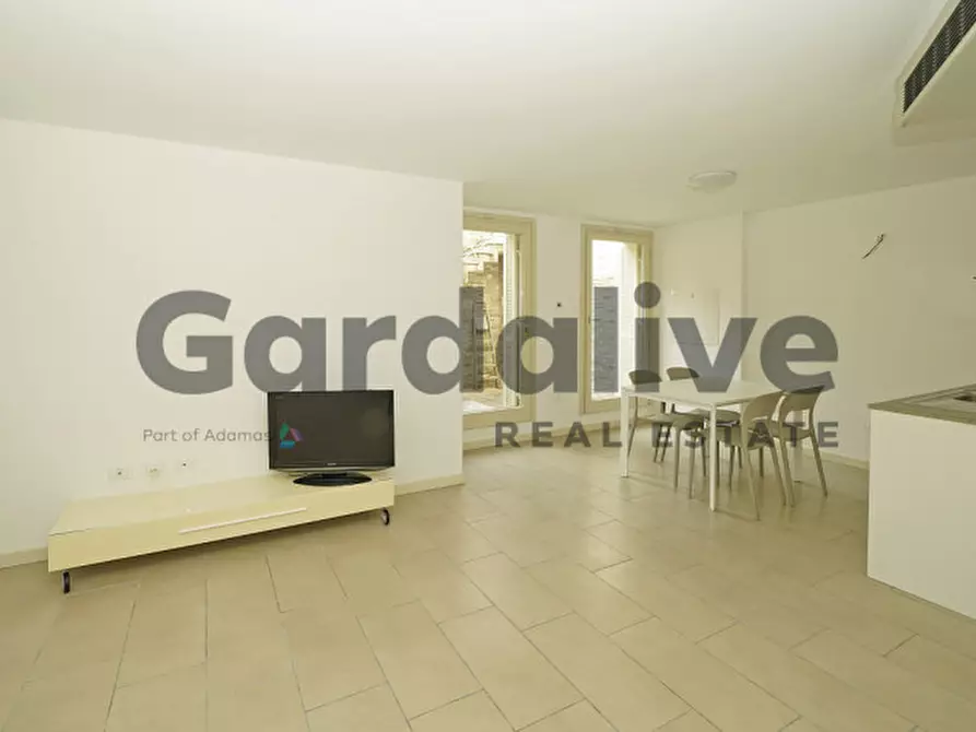 Immagine 35 di Villa in vendita  a Manerba Del Garda