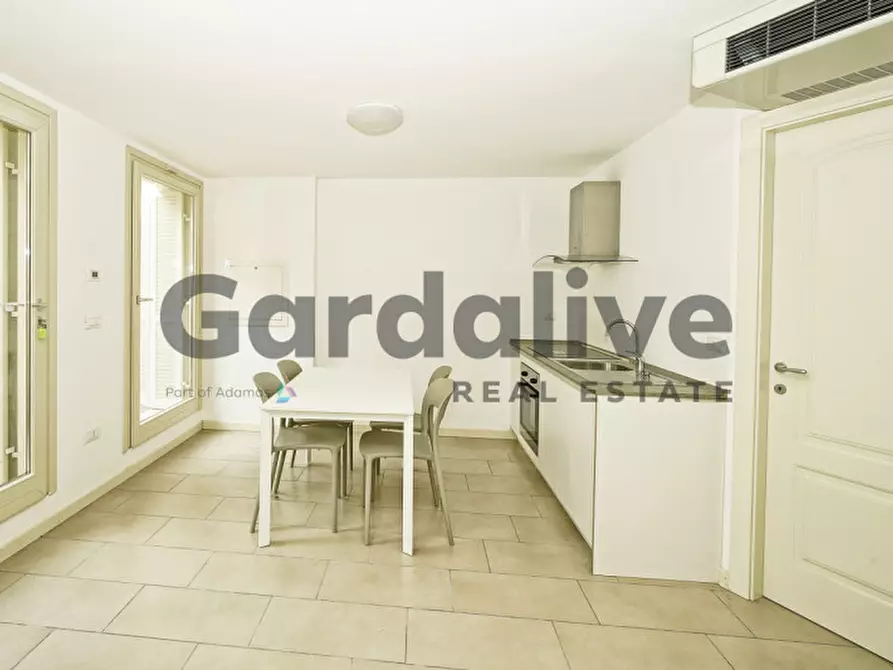 Immagine 36 di Villa in vendita  a Manerba Del Garda