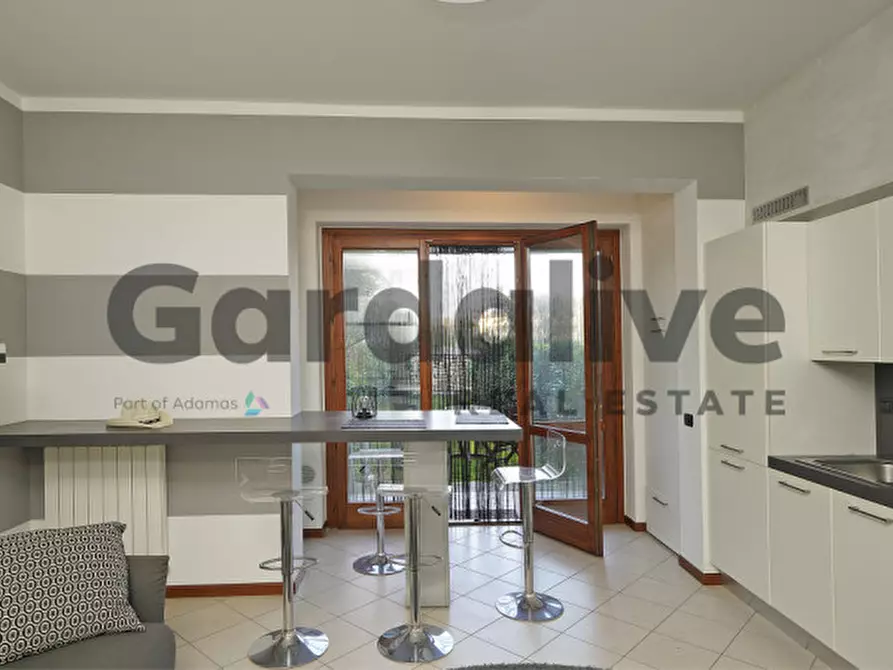 Immagine 2 di Appartamento in vendita  in via borgo alto 17 a Puegnago Sul Garda