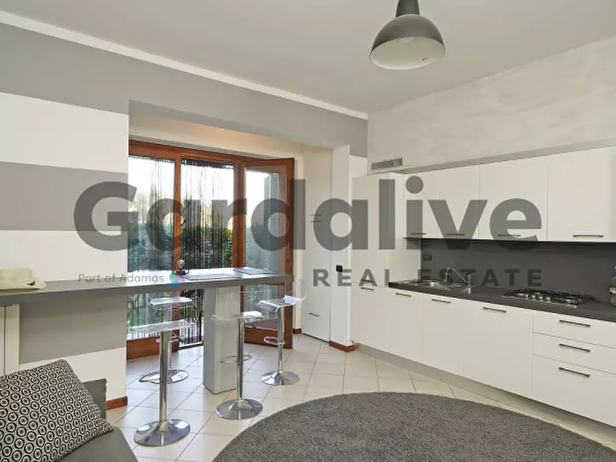 Immagine 4 di Appartamento in vendita  in via borgo alto 17 a Puegnago Sul Garda