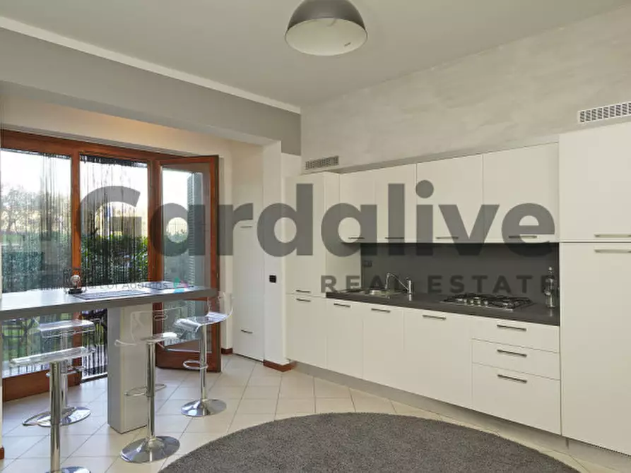 Immagine 9 di Appartamento in vendita  in via borgo alto 17 a Puegnago Sul Garda