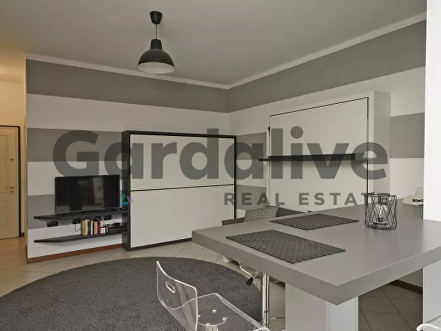 Immagine 10 di Appartamento in vendita  in via borgo alto 17 a Puegnago Sul Garda