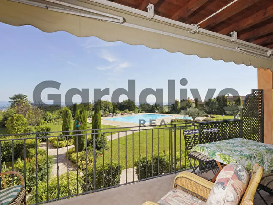 Immagine 1 di Appartamento in vendita  in Via Borgo Alto 17 a Puegnago Sul Garda