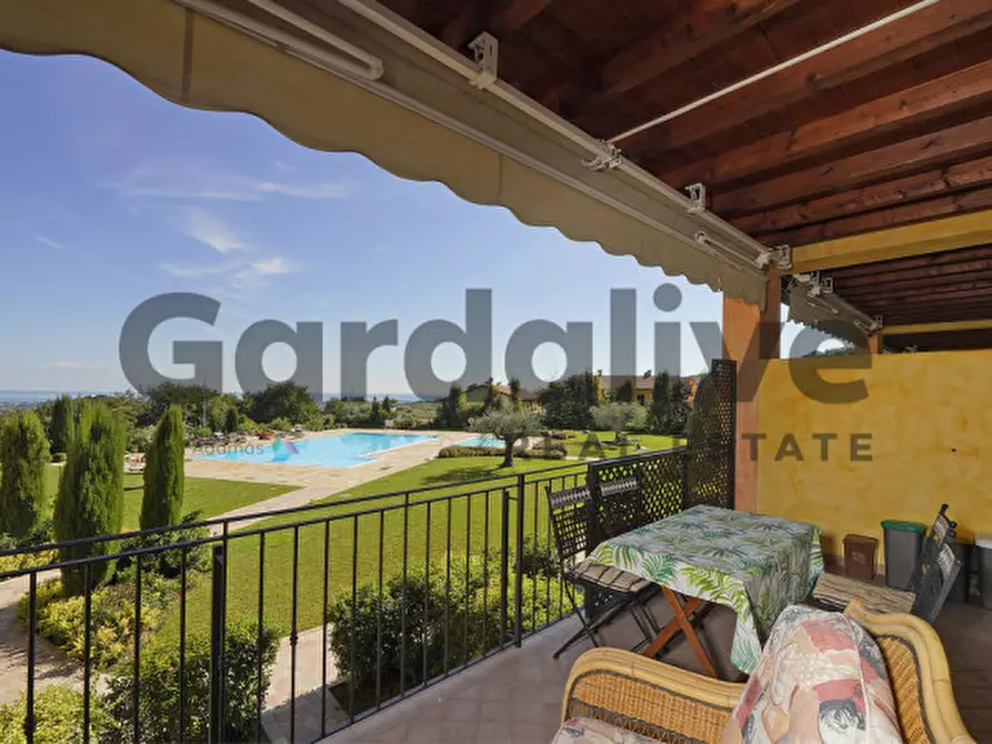 Immagine 9 di Appartamento in vendita  in Via Borgo Alto 17 a Puegnago Sul Garda