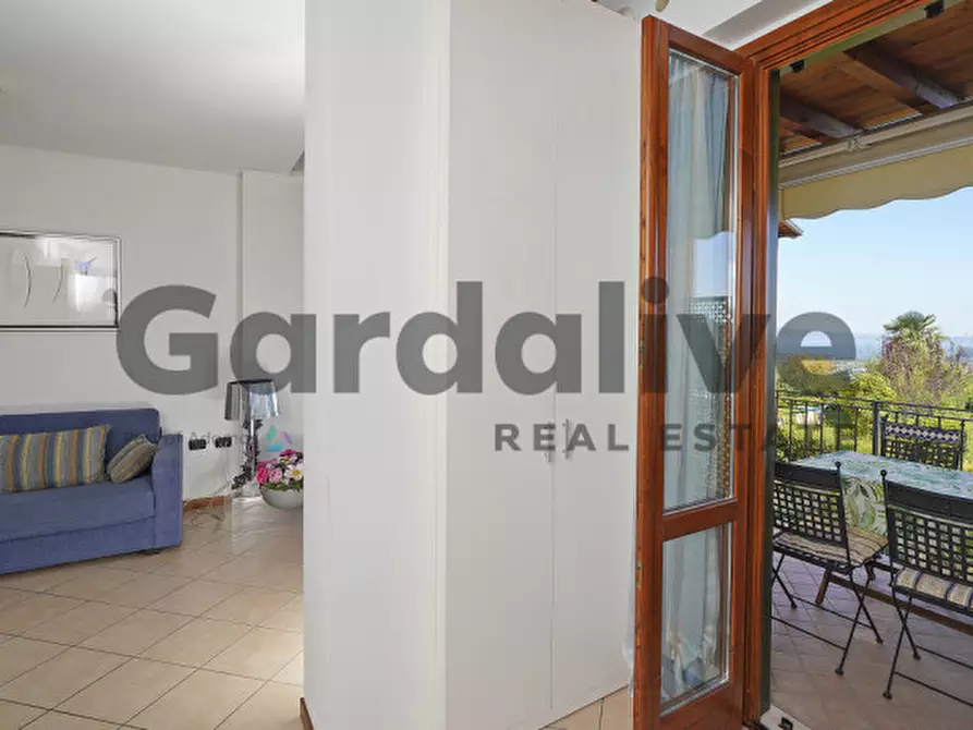 Immagine 17 di Appartamento in vendita  in Via Borgo Alto 17 a Puegnago Sul Garda