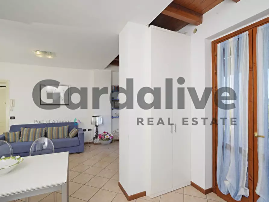 Immagine 19 di Appartamento in vendita  in Via Borgo Alto 17 a Puegnago Sul Garda