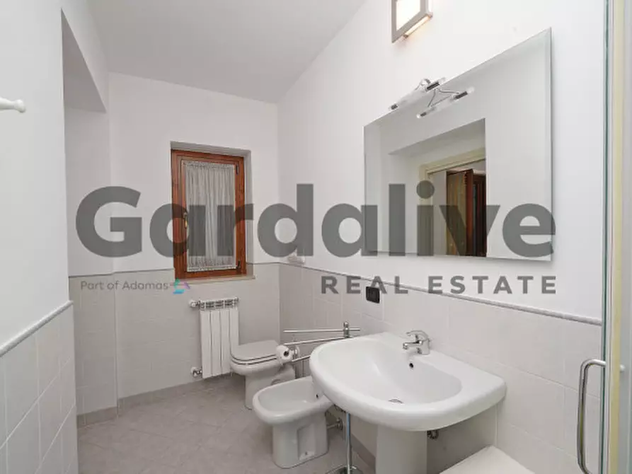 Immagine 29 di Appartamento in vendita  in Via Borgo Alto 17 a Puegnago Sul Garda