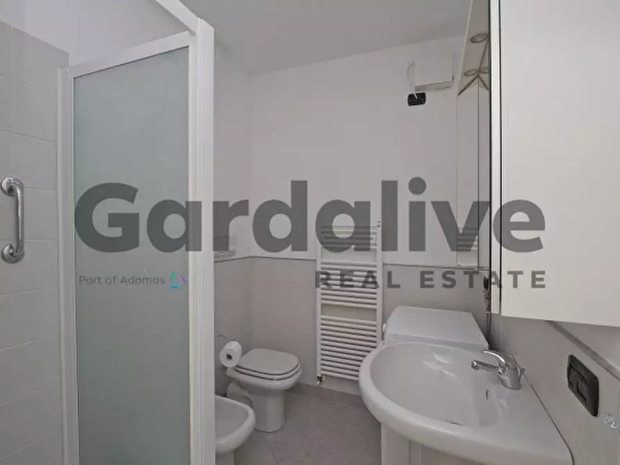 Immagine 33 di Appartamento in vendita  in Via Borgo Alto 17 a Puegnago Sul Garda