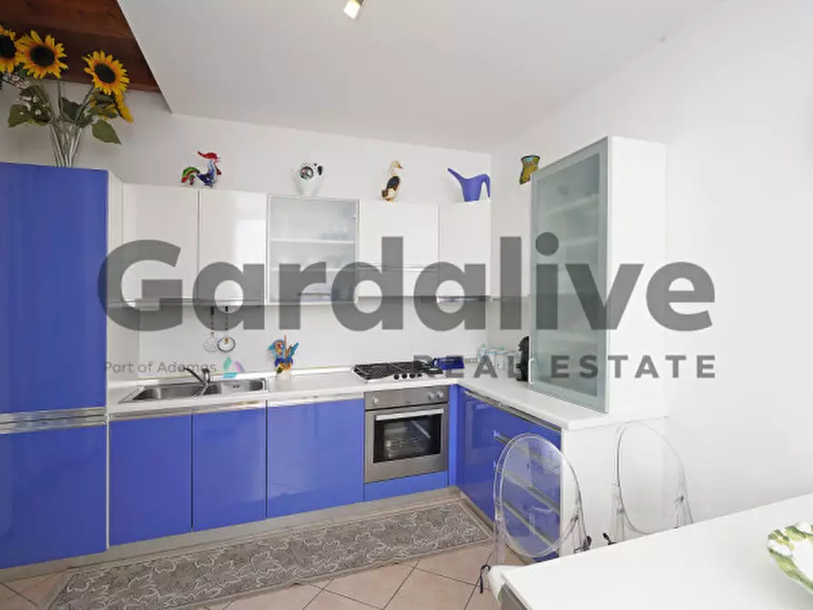 Immagine 23 di Appartamento in vendita  in Via Borgo Alto 17 a Puegnago Sul Garda