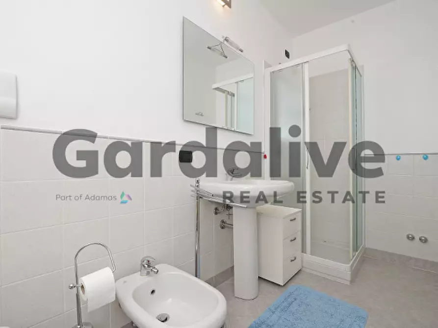 Immagine 28 di Appartamento in vendita  in Via Borgo Alto 17 a Puegnago Sul Garda