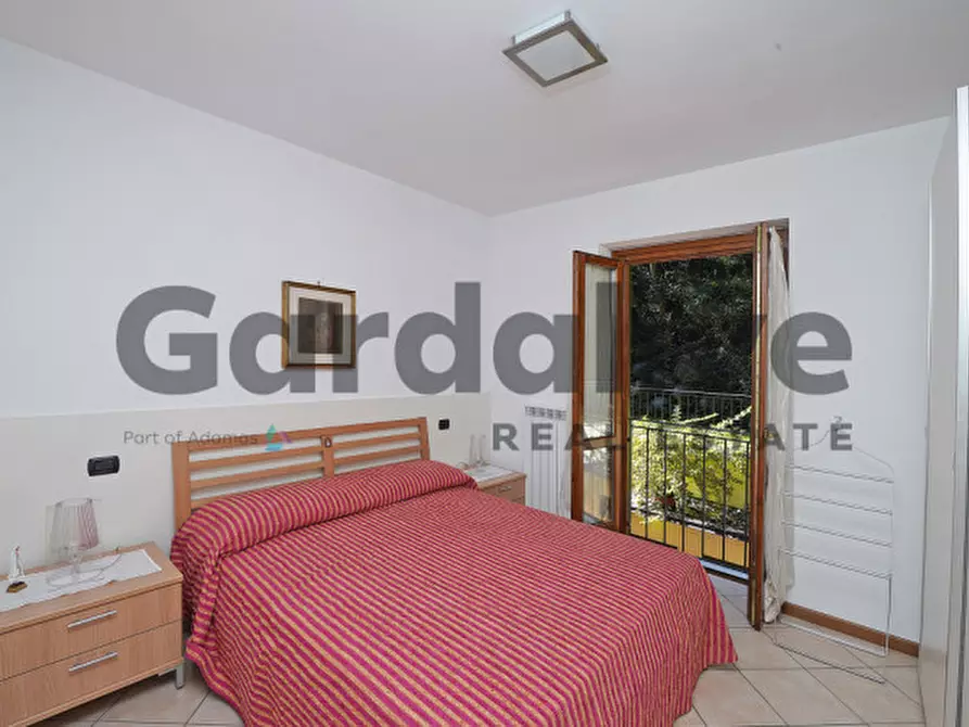 Immagine 30 di Appartamento in vendita  in Via Borgo Alto 17 a Puegnago Sul Garda