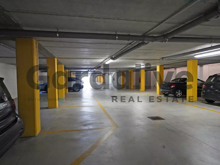 Immagine 34 di Appartamento in vendita  in Via Borgo Alto 17 a Puegnago Sul Garda