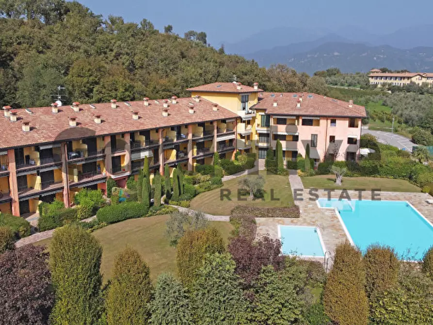 Immagine 25 di Appartamento in vendita  in Via Borgo alto, 17 a Puegnago Sul Garda