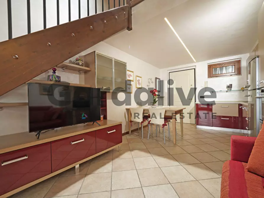 Immagine 9 di Appartamento in vendita  in Via borgo alto, 17 a Puegnago Sul Garda