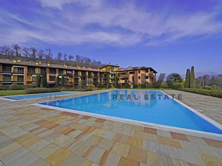 Immagine 1 di Appartamento in vendita  in Via Borgo alto 17 a Puegnago Sul Garda